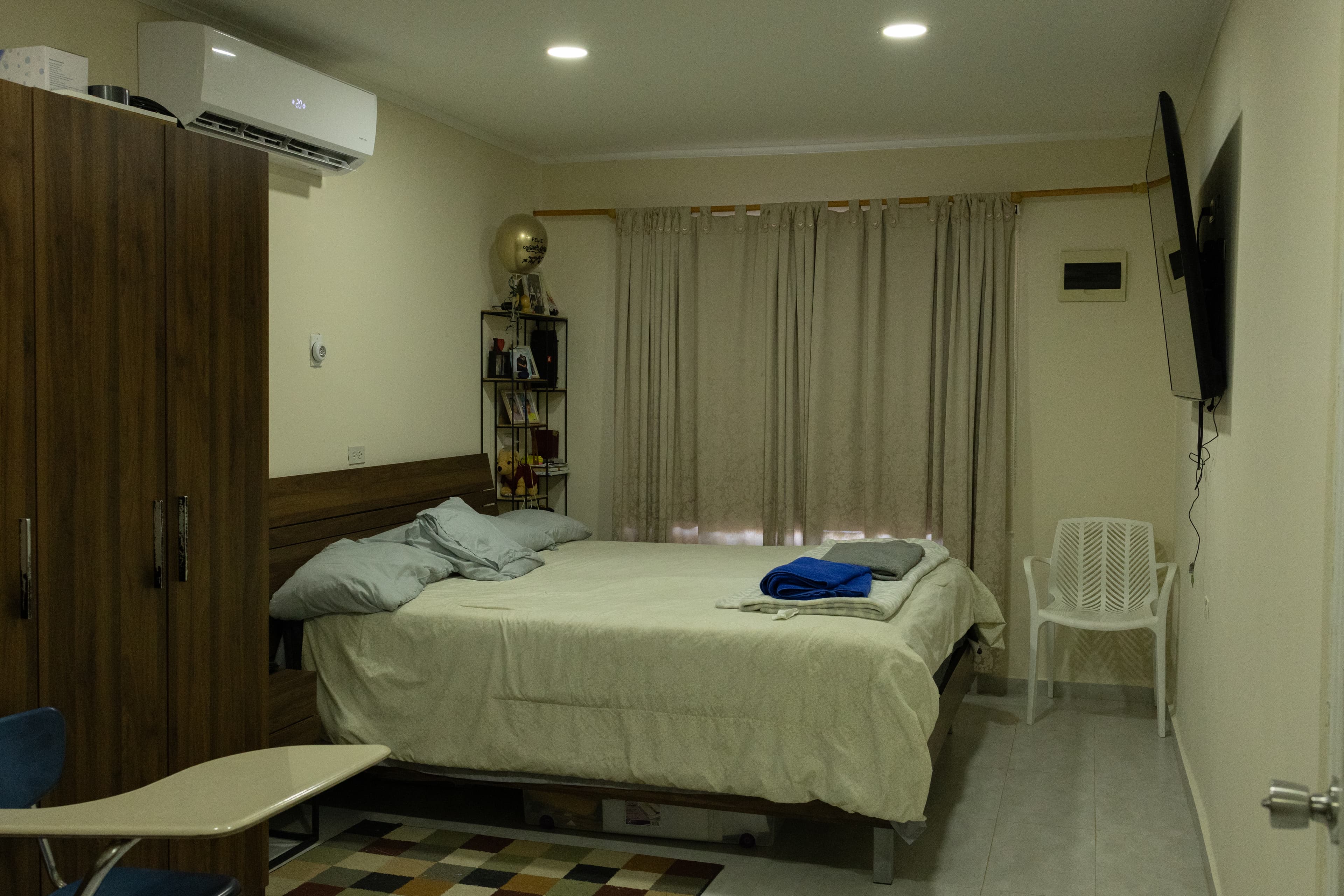 Spacious 4-Bedroom Family Home with Large Patio & Garage - 6