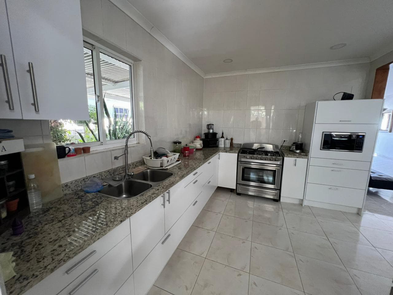 Spacious 4-Bedroom Family Home with Large Patio & Garage - 5