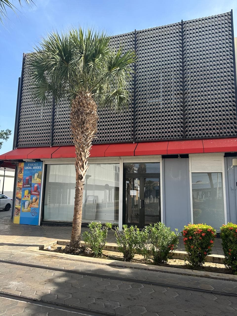 Commercial Building in Oranjestad - 4